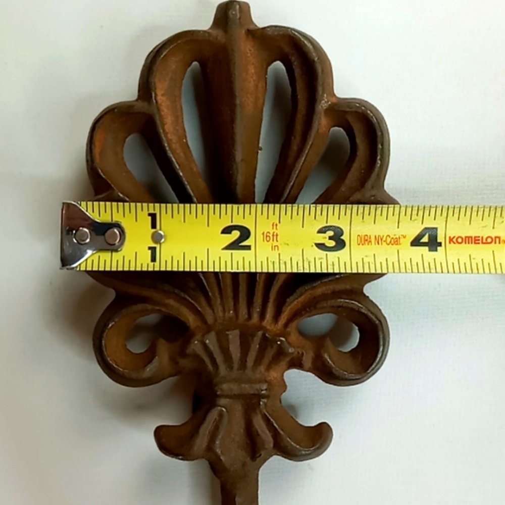 Cast Iron Clothes/Decorative Hook Vintage Look - Picture 5 of 7